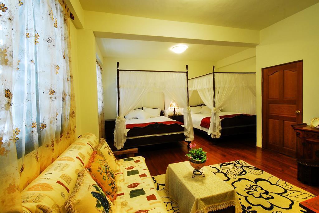 Happy Hill B&B جيان المظهر الخارجي الصورة